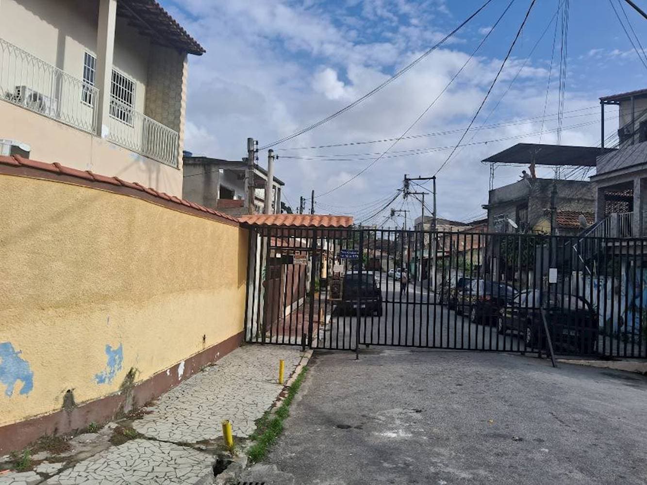 Foto 5 de 6: Casa em leilão em São Gonçalo - RJ — Casa em Venda Da Cruz - São Gonçalo/RJ