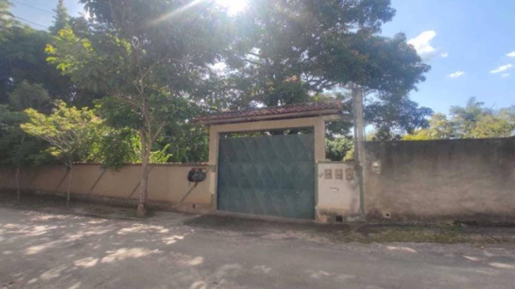 Foto 1 de 5: Casa em leilão em Barra Mansa - RJ — Imóvel em Santa Rita - Barra Mansa/RJ