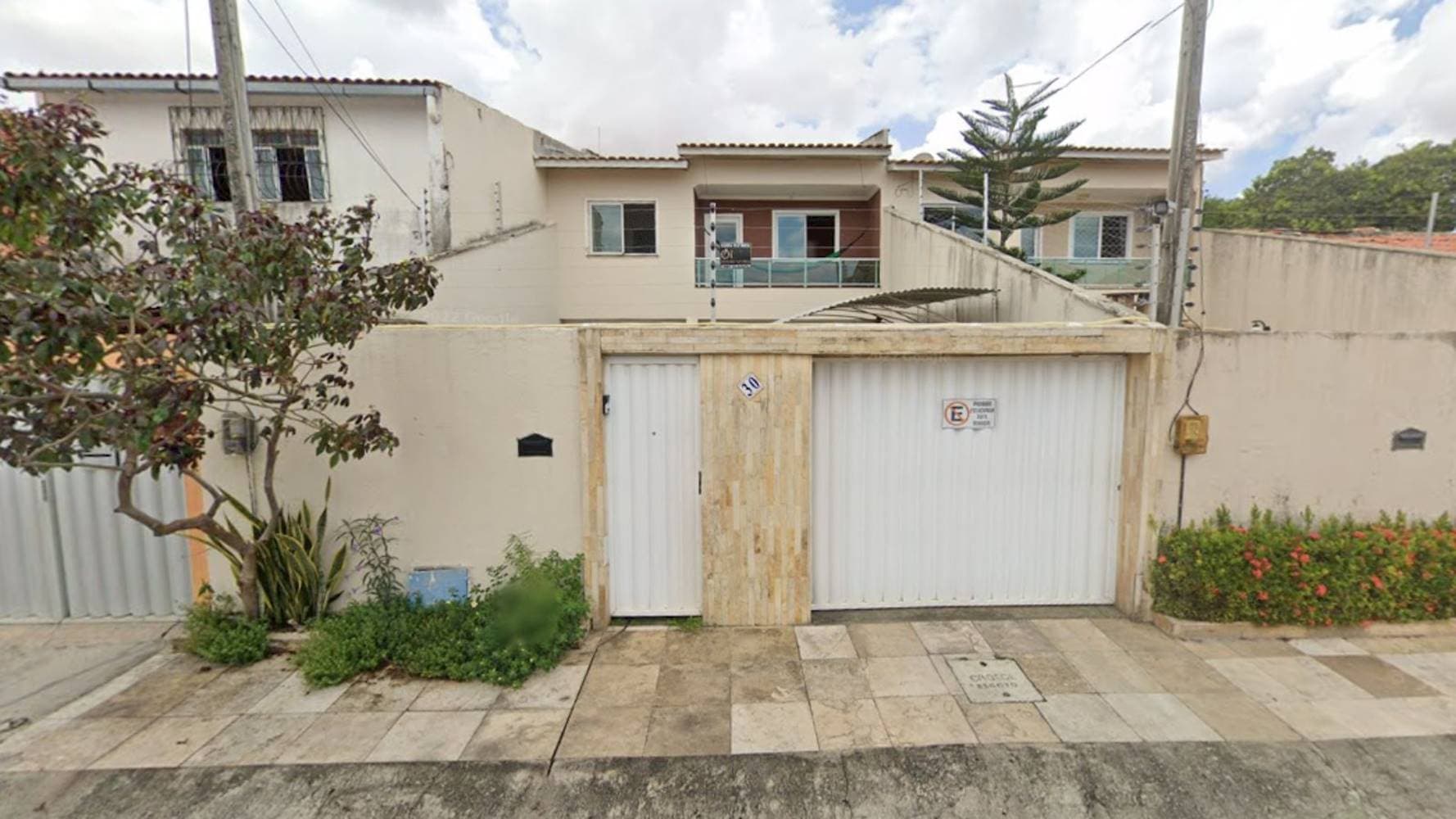 Foto 1 de 8: Casa em leilão em Fortaleza - CE — Casa no Bairro  Maraponga em Fortaleza/CE
