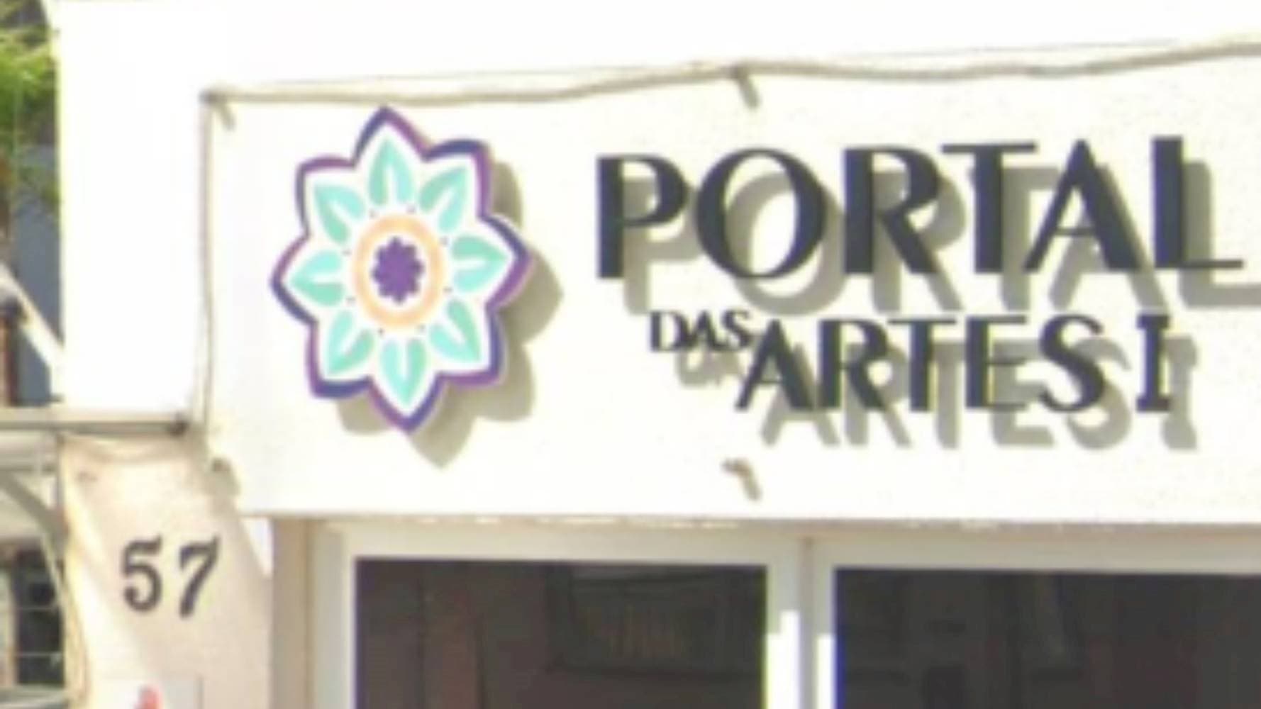Foto 2 de 7: Apartamento em leilão em Embu das Artes - SP — Apartamento no "Condomínio Portal das Artes I' - Jardim Independência - Embu das Artes/SP