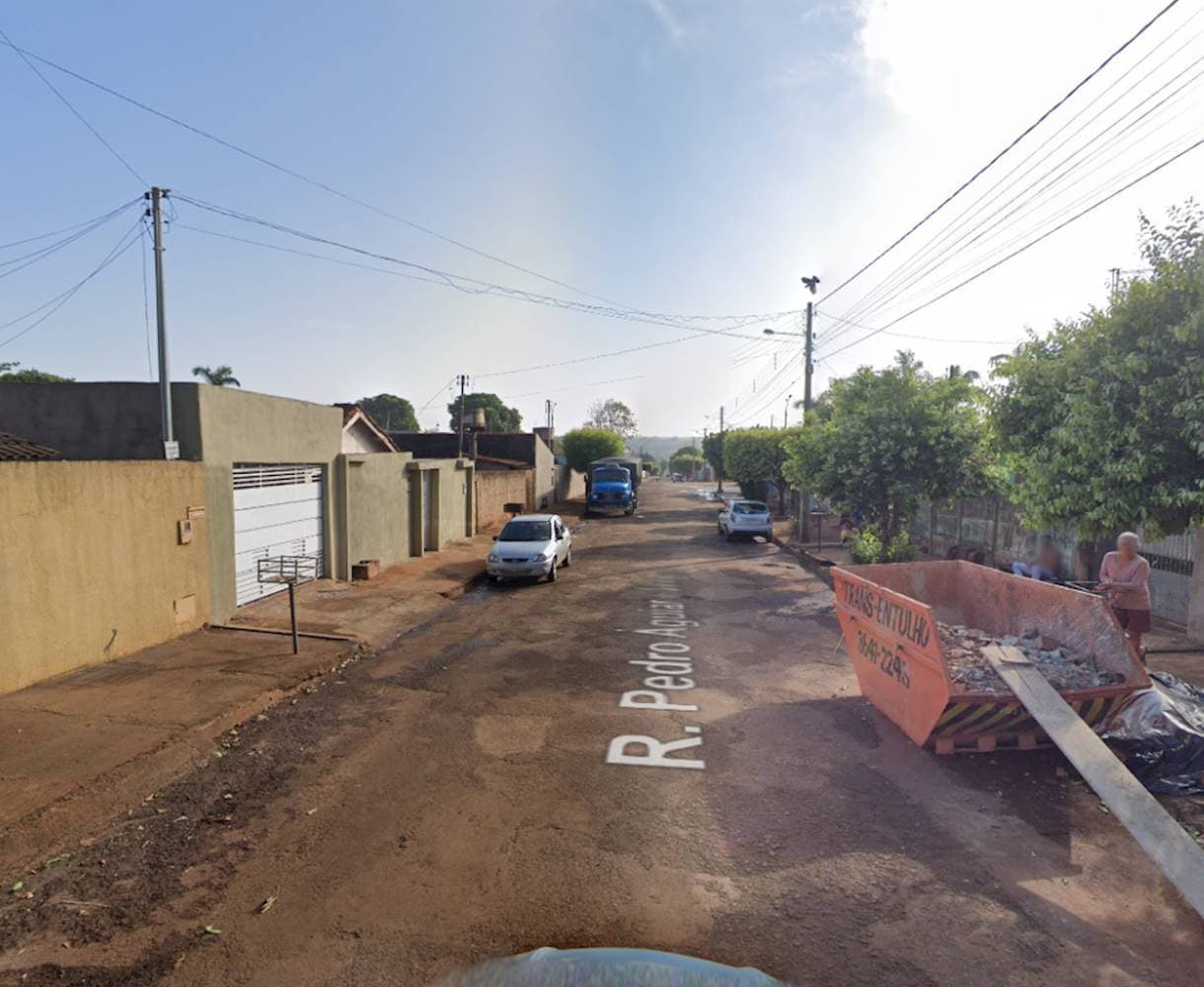 Foto 3 de 8: Casa em leilão em Santa Helena de Goiás - GO — Casa no Bairro Brasil em Santa Helena de Goiás/GO