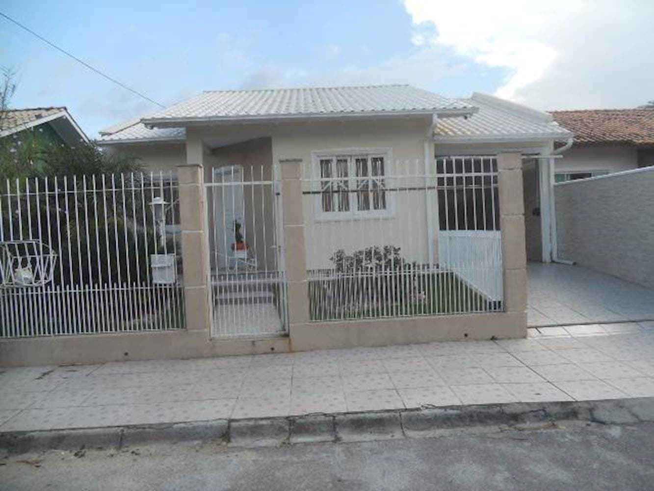 Foto 2 de 31: Casa em leilão em Palhoça - SC — Casa no Parque Residencial Madri em Palhoça/SC