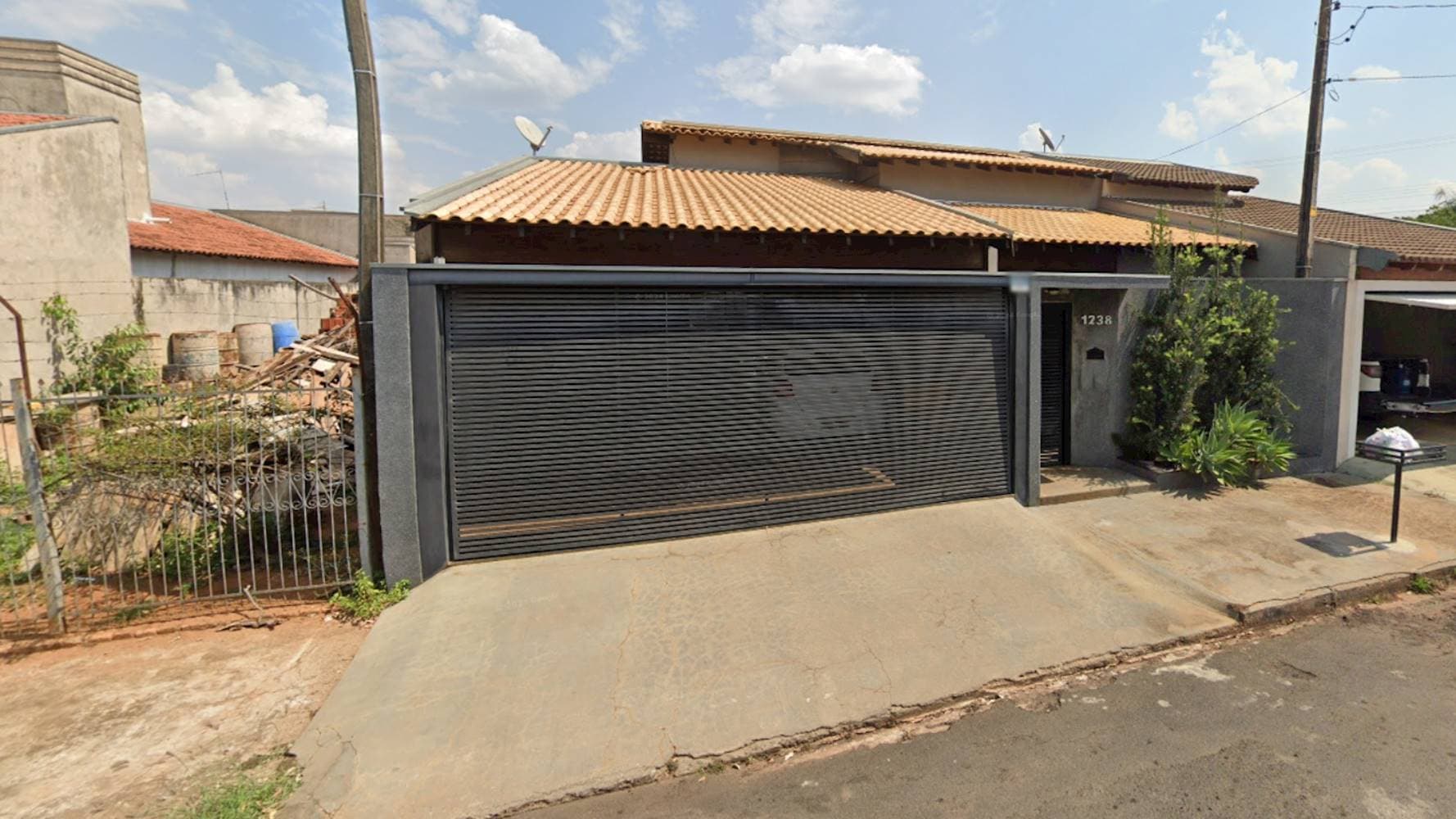 Foto 3 de 6: Casa em leilão em Mirassol - SP — Casa no Loteamento Jardim São Bernardo - Mirassol/SP