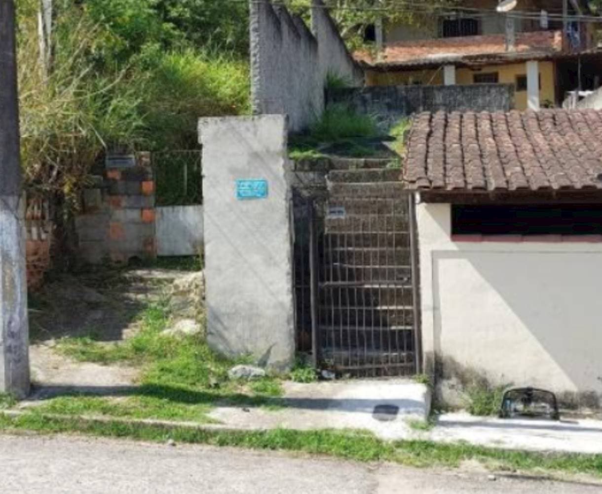 Foto 2 de 4: Casa em leilão em São Gonçalo - RJ — Casa no Engenho Pequeno em São Gonçalo/RJ