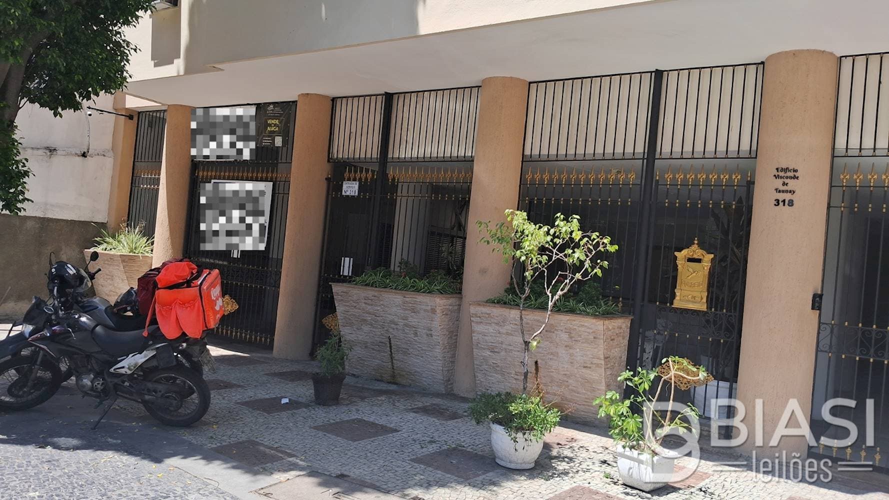 Foto 4 de 7: Apartamento em leilão em Rio de Janeiro - RJ — Apartamento no " Edifício Visconde de Taunay" na Tijuca - Rio de Janeiro/RJ