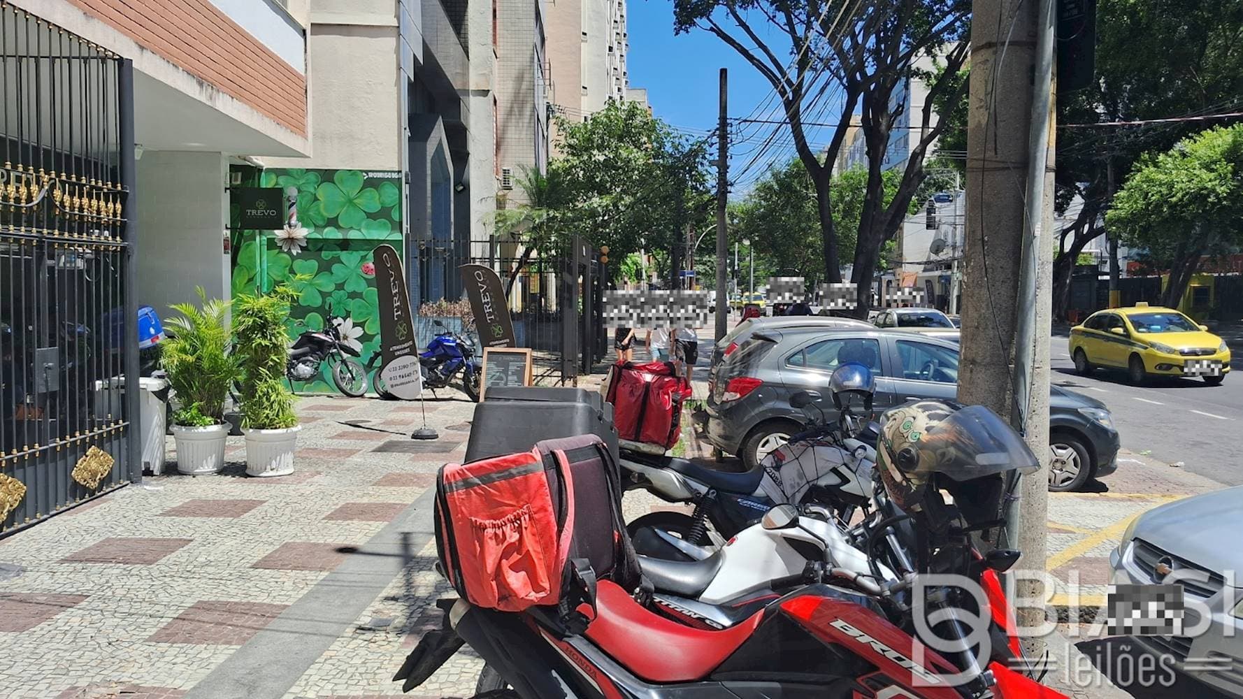 Foto 6 de 7: Apartamento em leilão em Rio de Janeiro - RJ — Apartamento no " Edifício Visconde de Taunay" na Tijuca - Rio de Janeiro/RJ