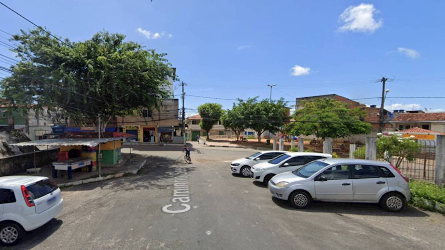 Foto 3 de 7: Apartamento em leilão em Lauro de Freitas - BA — Apartamento no "Parque Residencial Santa Rita" em Itinga - Lauro de Freitas/BA
