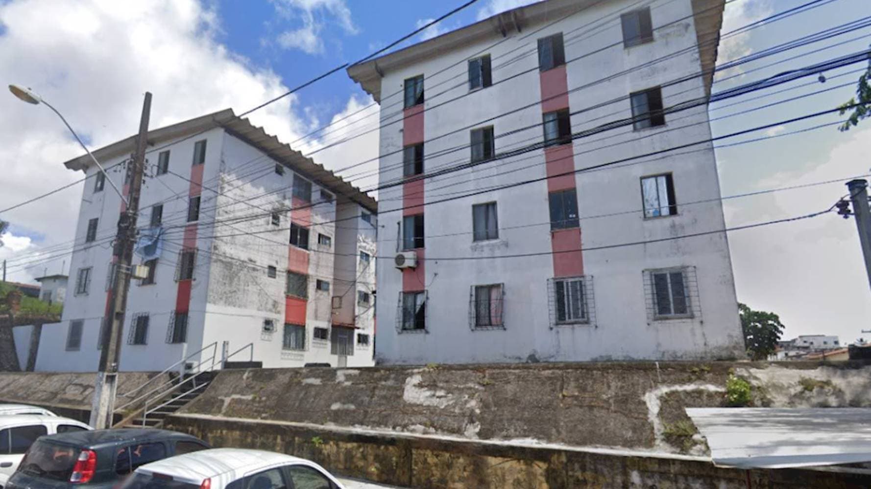 Foto 4 de 7: Apartamento em leilão em Lauro de Freitas - BA — Apartamento no "Parque Residencial Santa Rita" em Itinga - Lauro de Freitas/BA