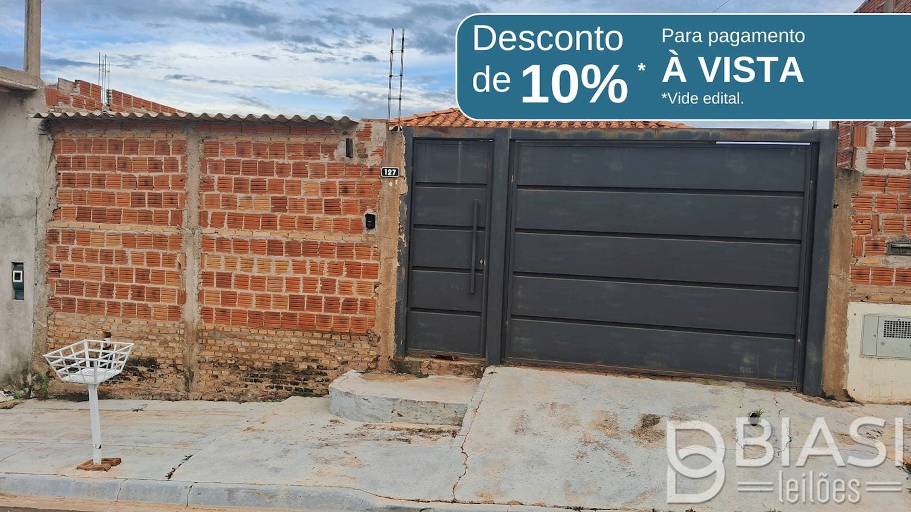 Foto 1 de 5: Casa em leilão em Lins - SP — Casa no Residencial Jardim Maciel Scalfi em Lins/SP
