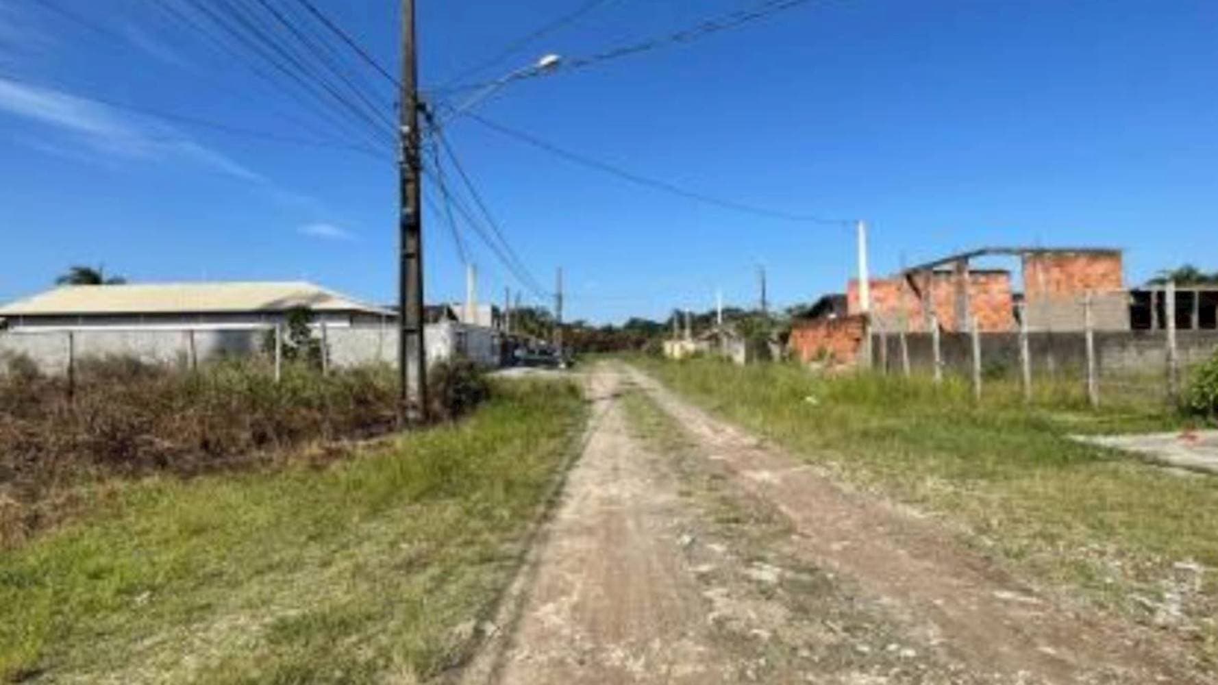 Foto 4 de 6: Terreno em leilão em Itanhaém - SP — Terreno no Jardim Regina em Itanhaém/SP
