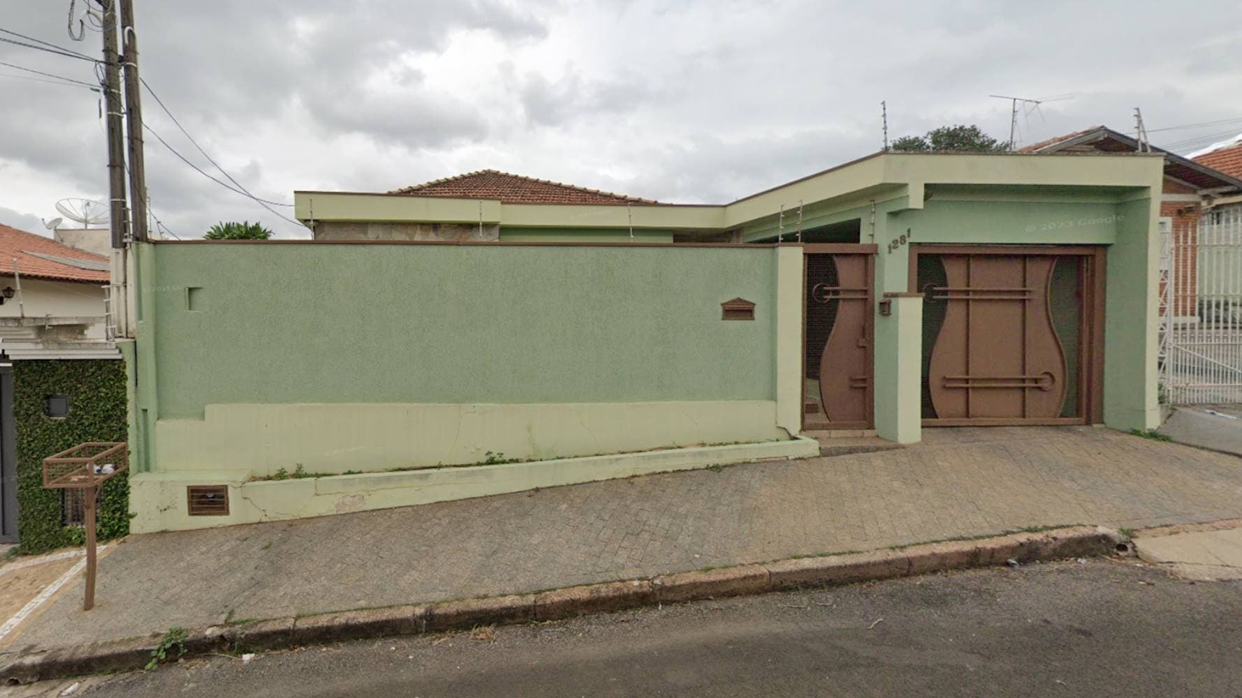 Foto 1 de 5: Casa em leilão em Botucatu - SP — Casa no Centro em Botucatu/ SP