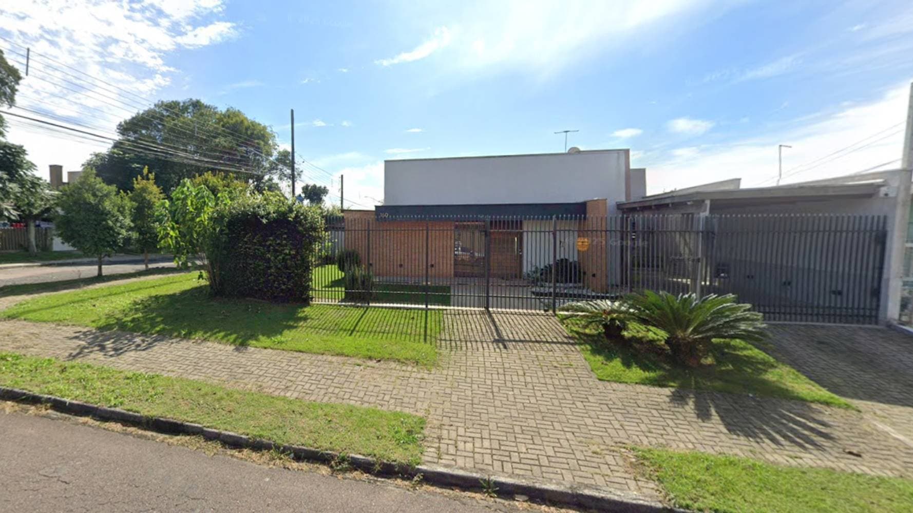 Foto 3 de 6: Casa em leilão em Curitiba - PR — Casa no "Condomínio Spadotto I" - Cidade Industrial - Curitiba/PR