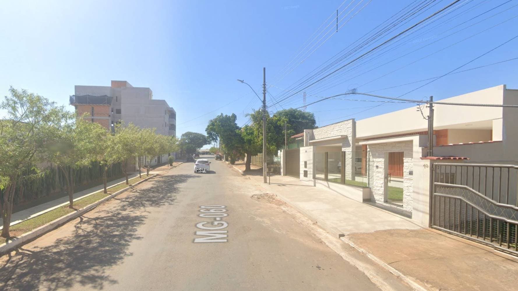 Foto 4 de 5: Casa em leilão em Abaeté - MG — Casa no Bairro Amazonas - Abaeté/MG