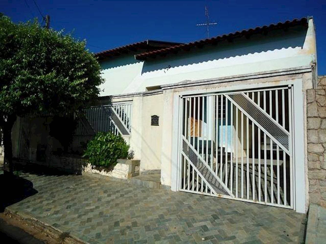 Foto 9 de 23: Casa em leilão em Fernandópolis - SP — Casa no Jardim Acapulco - Fernandópolis/SP