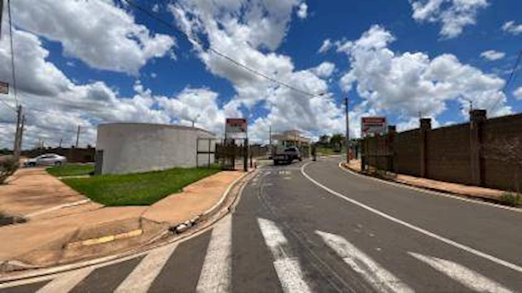 Foto 1 de 4: Casa em leilão em São José do Rio Preto - SP — Casa, Em condomínio, 0 vaga(s) de garagem