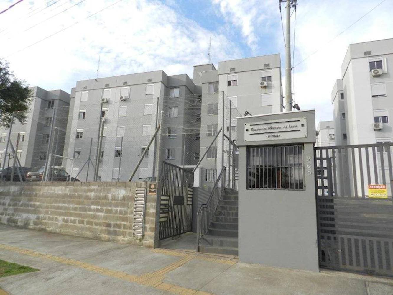 Foto 1 de 13: Apartamento em leilão em Canoas - RS — Apartamento, Padrão, 0 vaga(s) de garagem