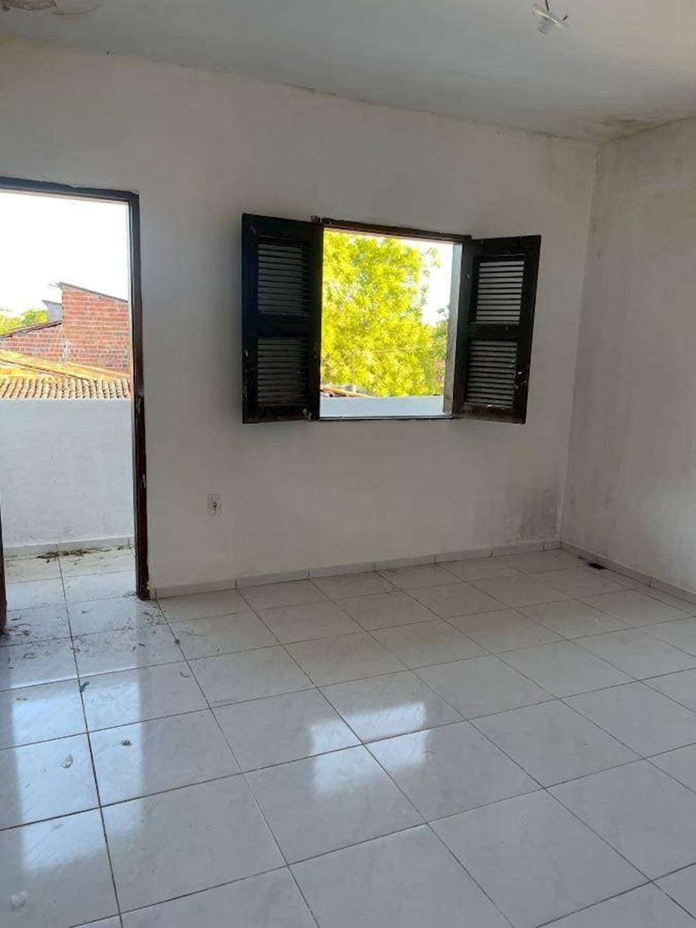 Foto 10 de 12: Apartamento em leilão em Horizonte - CE — Apartamento, Padrão, 1 vaga(s) de garagem