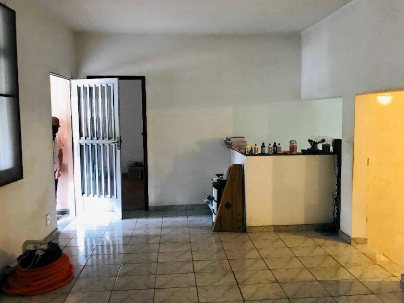 Foto 3 de 15: Casa em leilão em Rio de Janeiro - RJ — Casa, Padrão, 1 vaga(s) de garagem