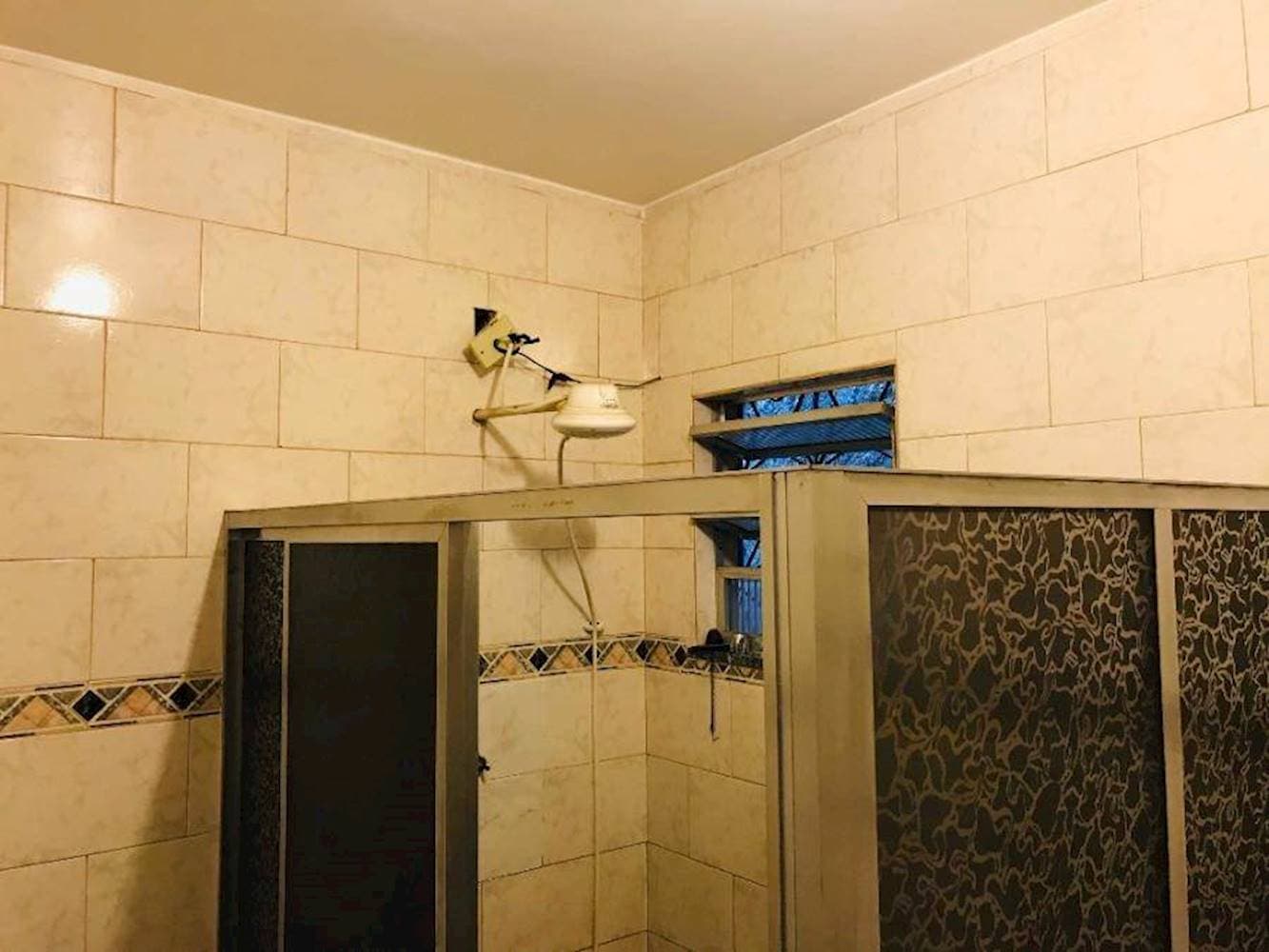 Foto 13 de 15: Casa em leilão em Rio de Janeiro - RJ — Casa, Padrão, 1 vaga(s) de garagem