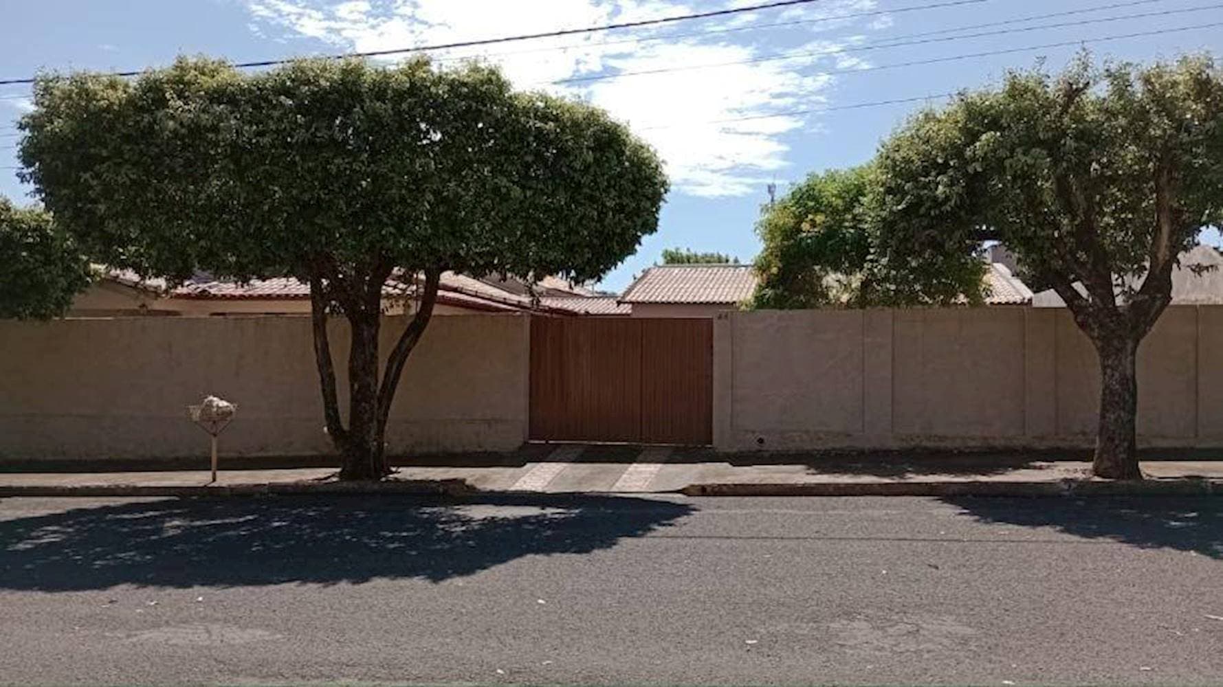 Foto 1 de 25: Casa em leilão em Piacatu - SP — Casa, Padrão, 1 vaga(s) de garagem