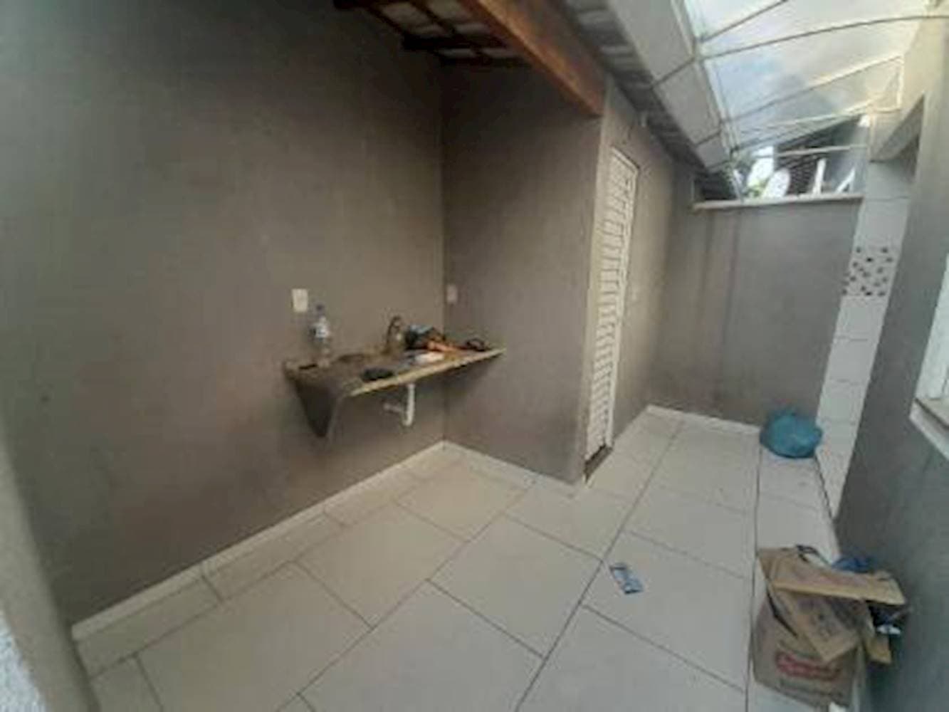 Foto 11 de 21: Casa em leilão em São Gonçalo - RJ — Casa, Em condomínio, 1 vaga(s) de garagem
