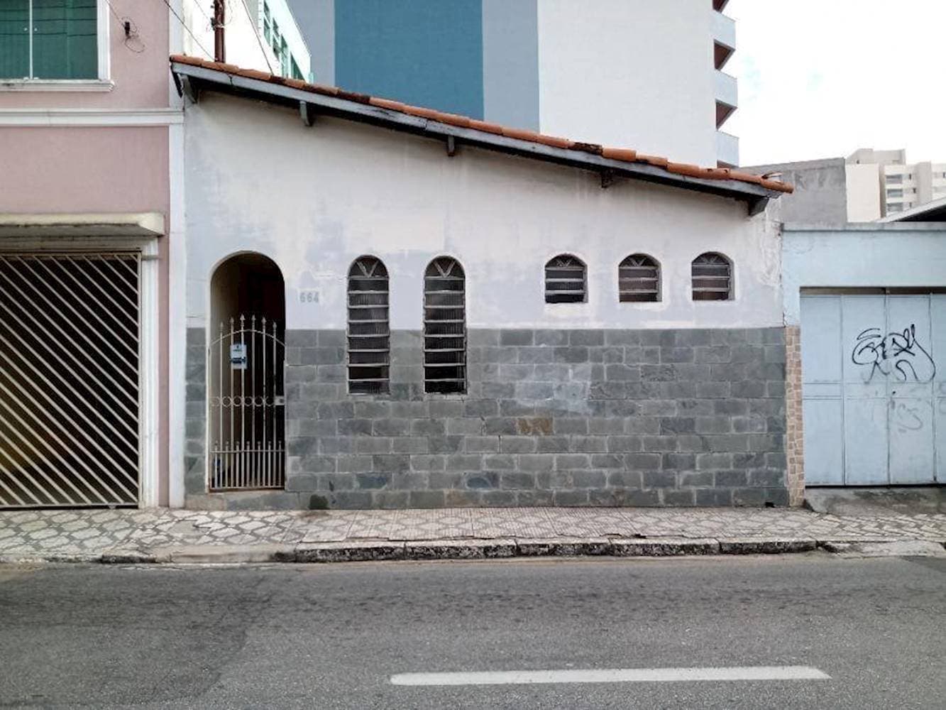 Foto 6 de 18: Casa em leilão em Taubaté - SP — Casa, Padrão, 0 vaga(s) de garagem