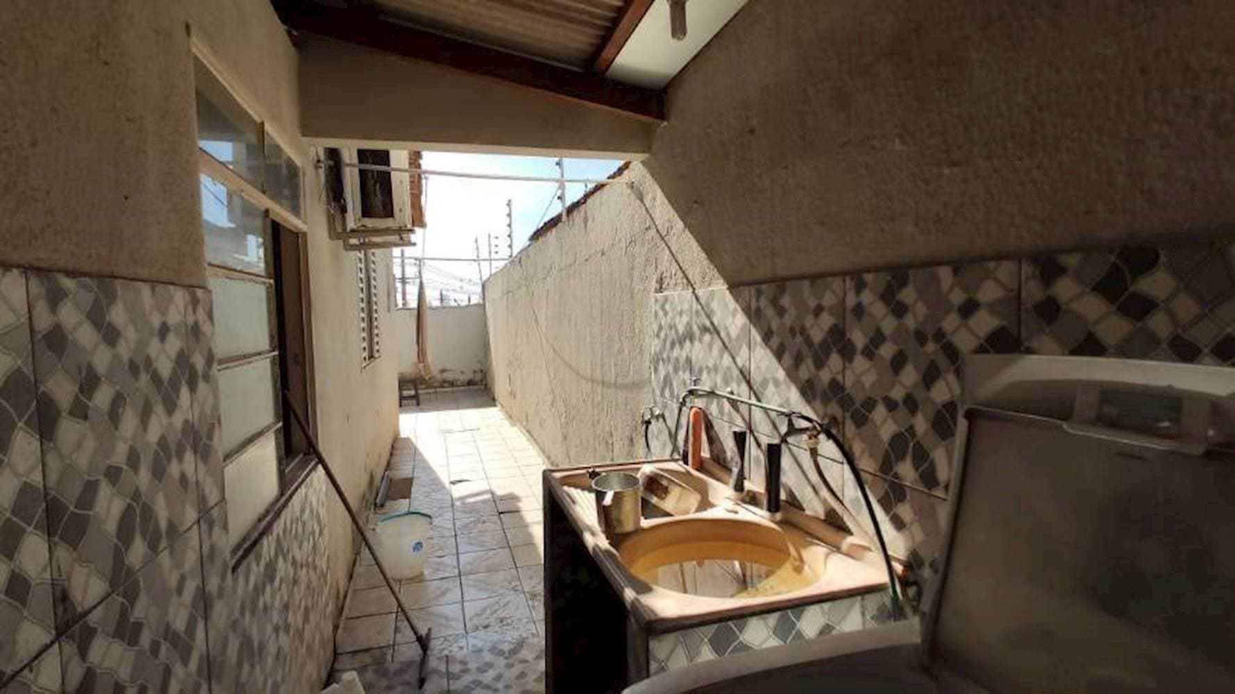 Foto 25 de 25: Casa em leilão em Várzea Grande - MT — Casa, Padrão, 1 vaga(s) de garagem