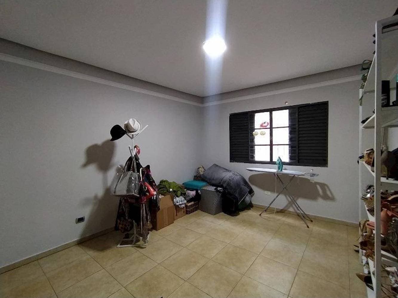 Foto 18 de 30: Casa em leilão em Campo Grande - MS — Casa, Padrão, 1 vaga(s) de garagem