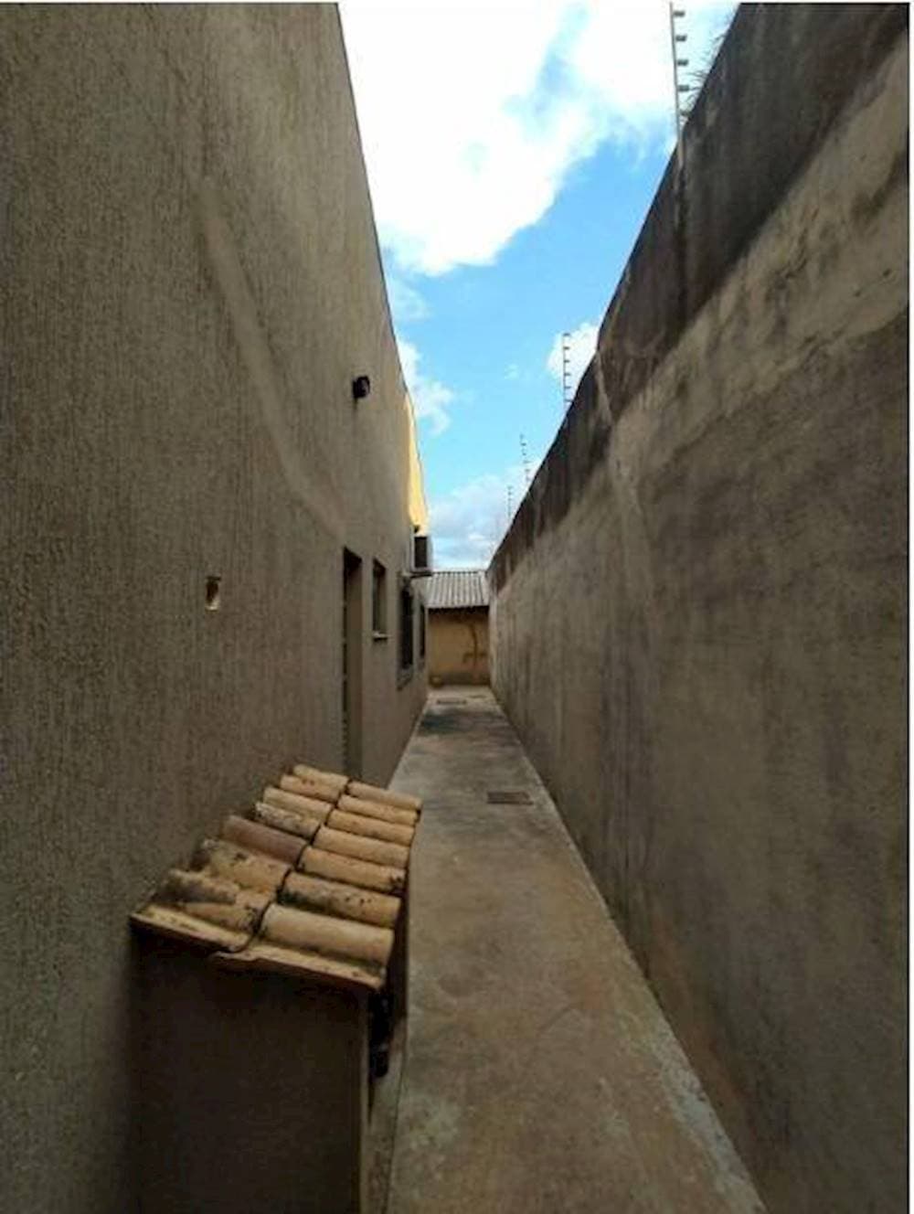 Foto 27 de 30: Casa em leilão em Campo Grande - MS — Casa, Padrão, 1 vaga(s) de garagem