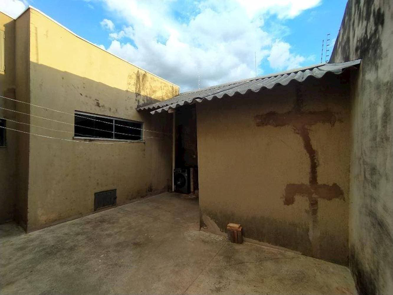 Foto 28 de 30: Casa em leilão em Campo Grande - MS — Casa, Padrão, 1 vaga(s) de garagem