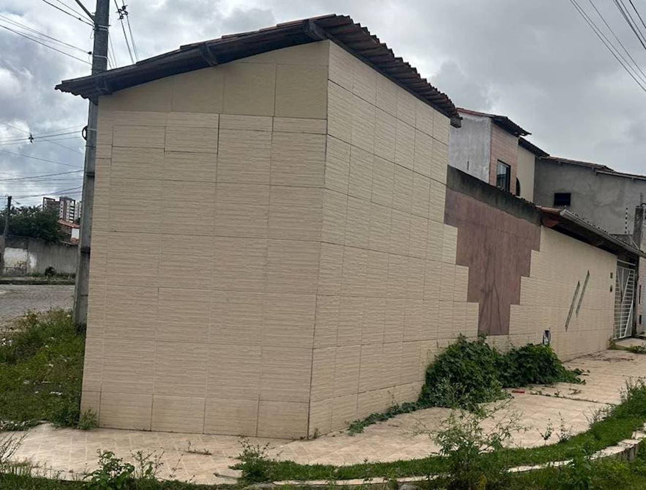 Foto 3 de 6: Casa em leilão em Feira de Santana - BA — Casa, Padrão, 1 vaga(s) de garagem