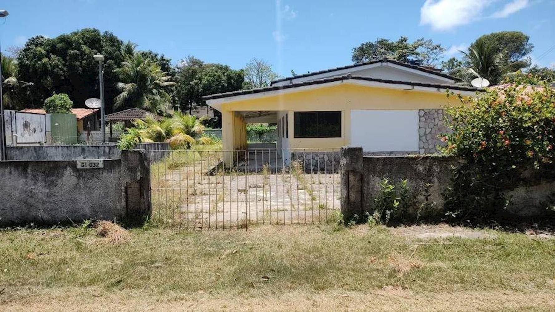 Foto 1 de 14: Casa em leilão em Lance Dos Caç - ES — Casa, Padrão, 1 vaga(s) de garagem