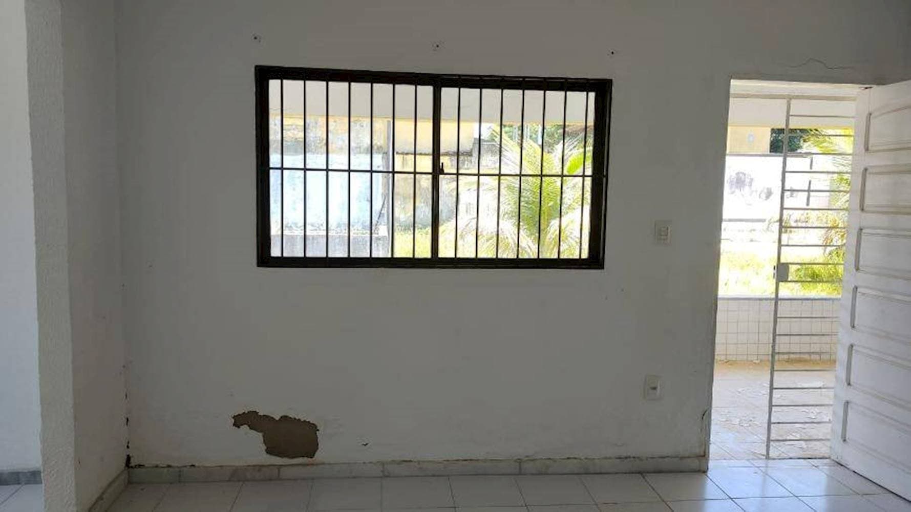 Foto 5 de 14: Casa em leilão em Lance Dos Caç - ES — Casa, Padrão, 1 vaga(s) de garagem
