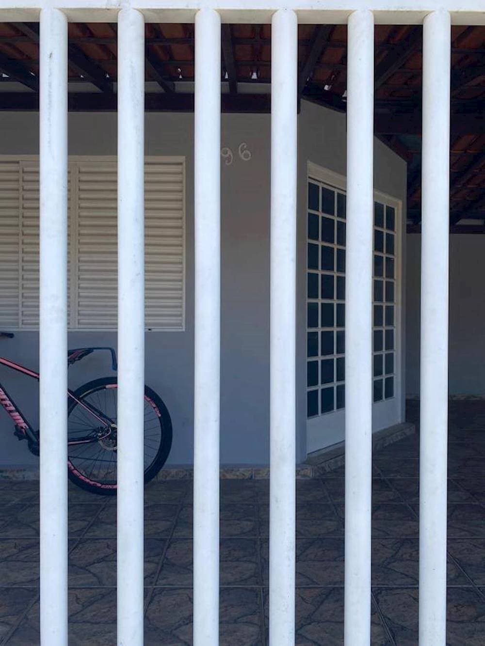 Foto 3 de 5: Casa em leilão em Formiga - MG — Casa, Padrão, 1 vaga(s) de garagem