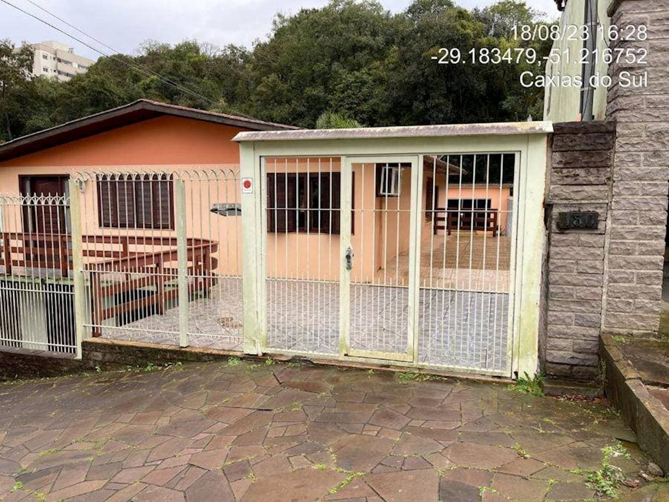 Foto 1 de 2: Apartamento em leilão em Caxias do Sul - RS — Apartamento, Padrão, 0 vaga(s) de garagem
