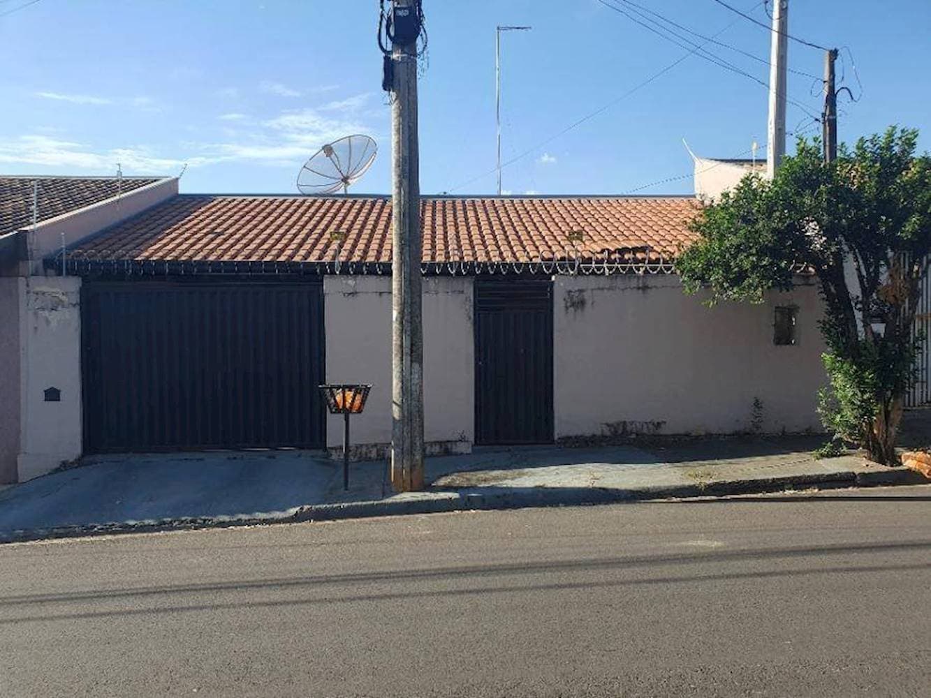 Foto 1 de 15: Casa em leilão em Guaiçara - SP — Casa, Padrão, 0 vaga(s) de garagem