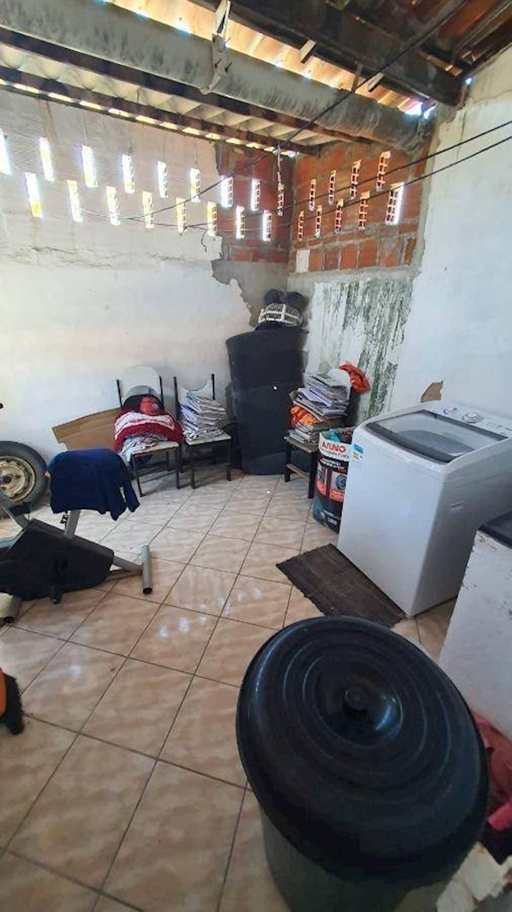 Foto 6 de 10: Casa em leilão em Fortaleza - CE — Casa, Padrão, 0 vaga(s) de garagem