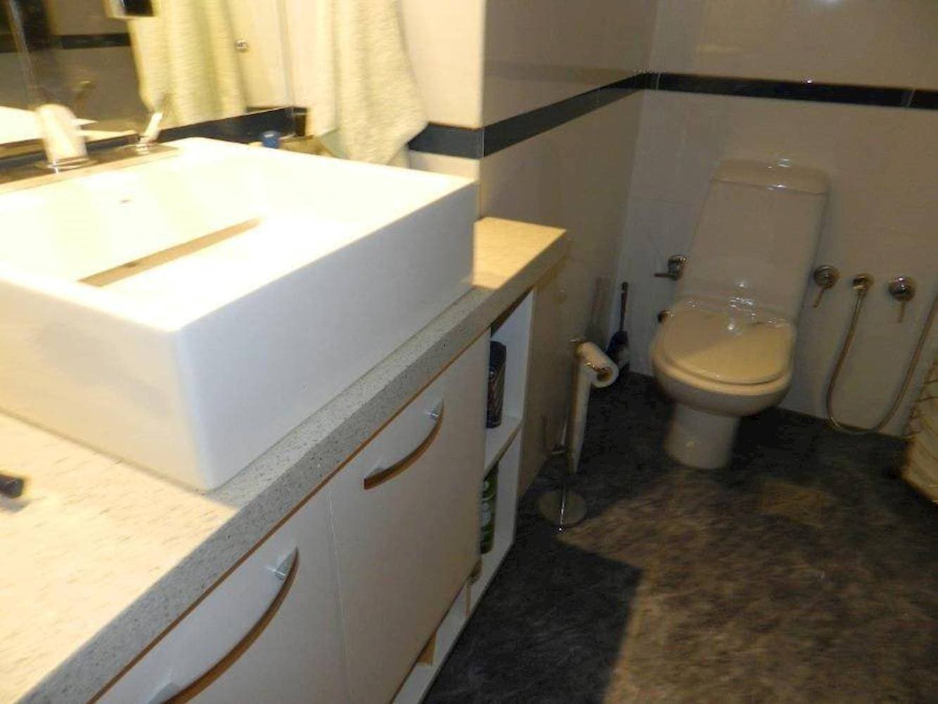 Foto 17 de 34: Apartamento em leilão em Porto Alegre - RS — Apartamento, Padrão, 2 vaga(s) de garagem