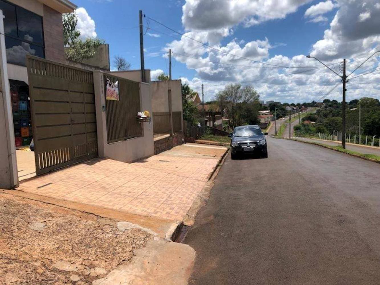 Foto 2 de 16: Casa em leilão em Ivaiporã - PR — Casa, Padrão, 1 vaga(s) de garagem