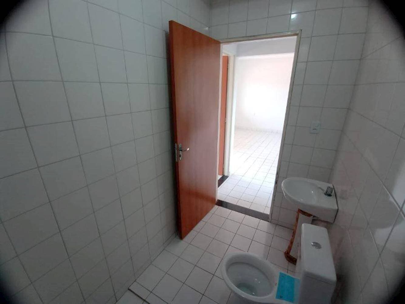 Foto 5 de 18: Casa em leilão em Águas Lindas de Goiás - GO — Casa, Padrão, 1 vaga(s) de garagem