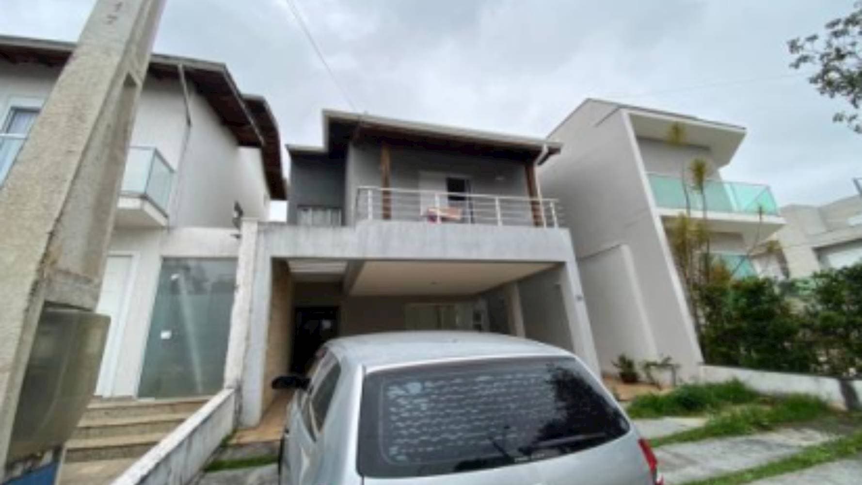 Foto 5 de 11: Casa em leilão em Mogi das Cruzes - SP — Casa no "Residencial Parque das Figueiras" em Caputera - Mogi das Cruzes/SP