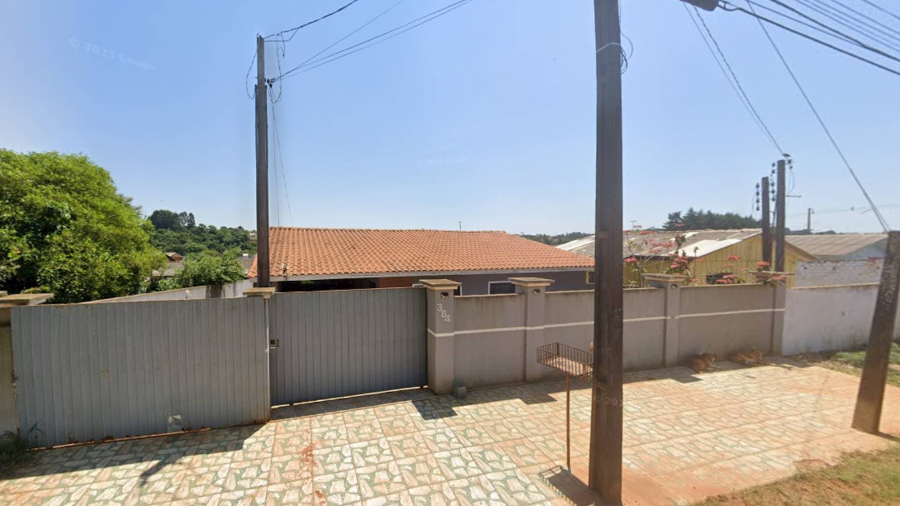 Foto 1 de 6: Casa em leilão em Ponta Grossa - PR — Casa no Jardim Carvalho em Ponta Grossa/PR
