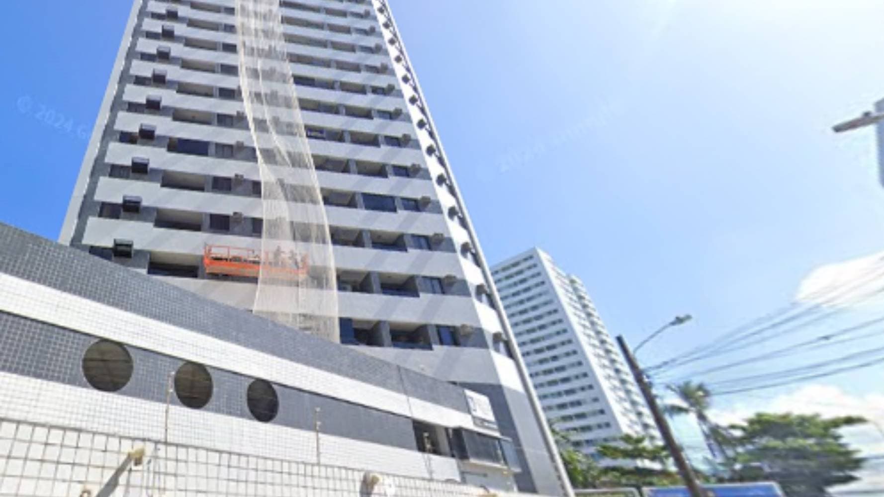Foto 2 de 7: Apartamento em leilão em Jaboatão dos Guararapes - PE — Apartamento no “Edifício Manhattan” em Piedade – Jaboatão dos Guararapes/PE