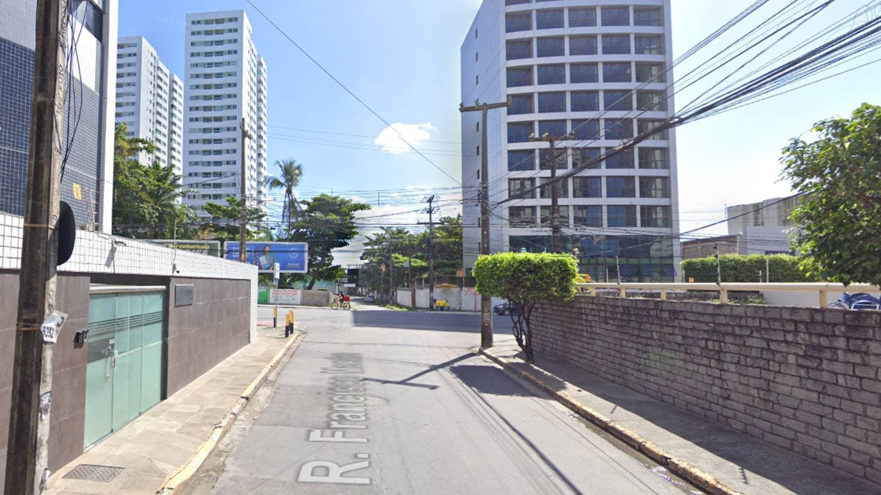 Foto 6 de 7: Apartamento em leilão em Jaboatão dos Guararapes - PE — Apartamento no “Edifício Manhattan” em Piedade – Jaboatão dos Guararapes/PE