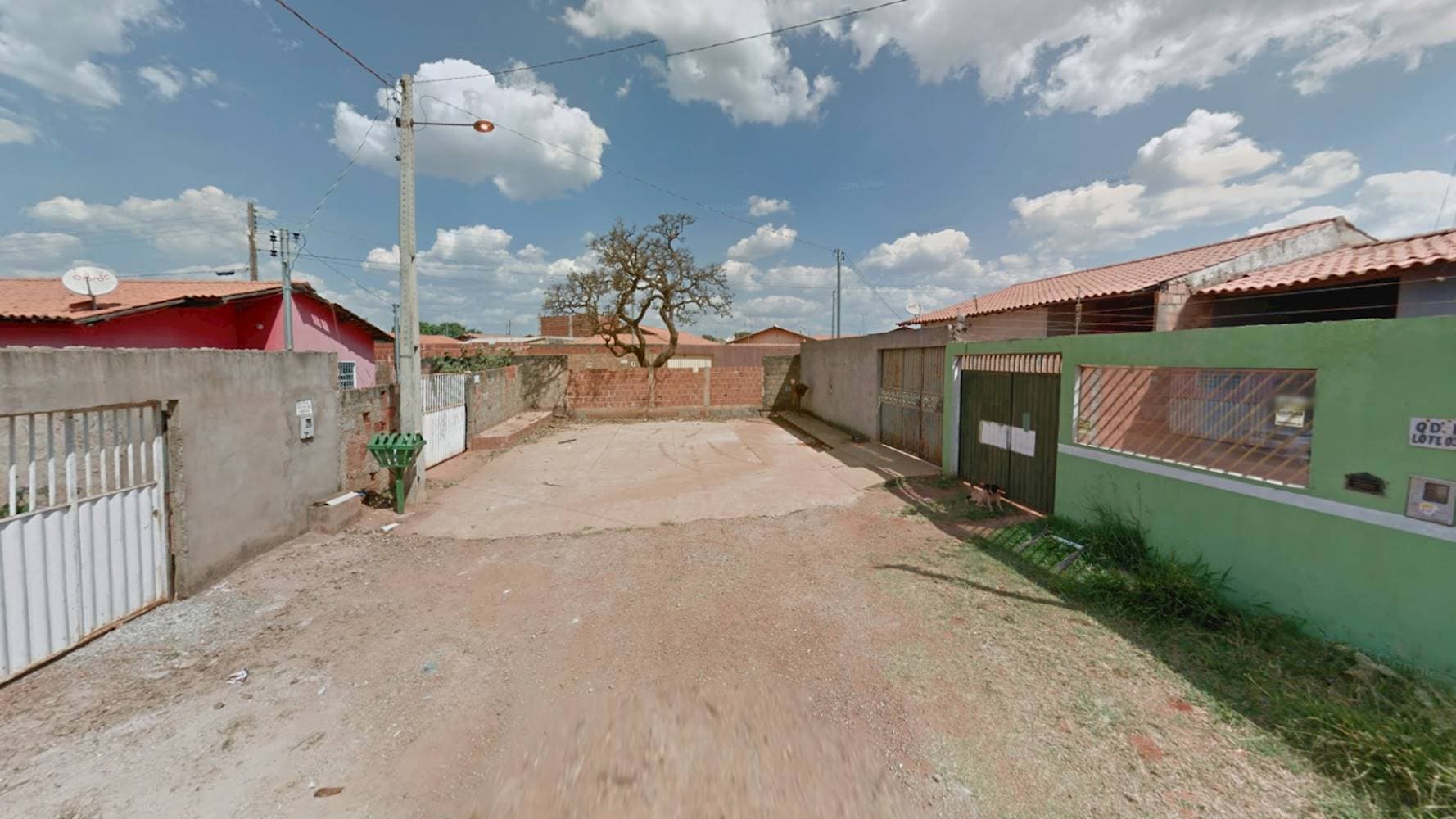 Foto 5 de 6: Casa em leilão em Águas Lindas de Goiás - GO — Casa no Setor Coimbra em Águas Lindas de Goiás/GO