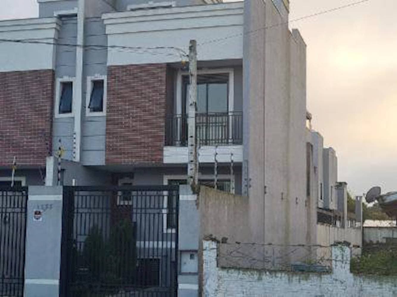 Foto 9 de 30: Casa em leilão em Curitiba - PR — Casa no "Condomínio Residencial England"  - Boqueirão - Curitiba/PR