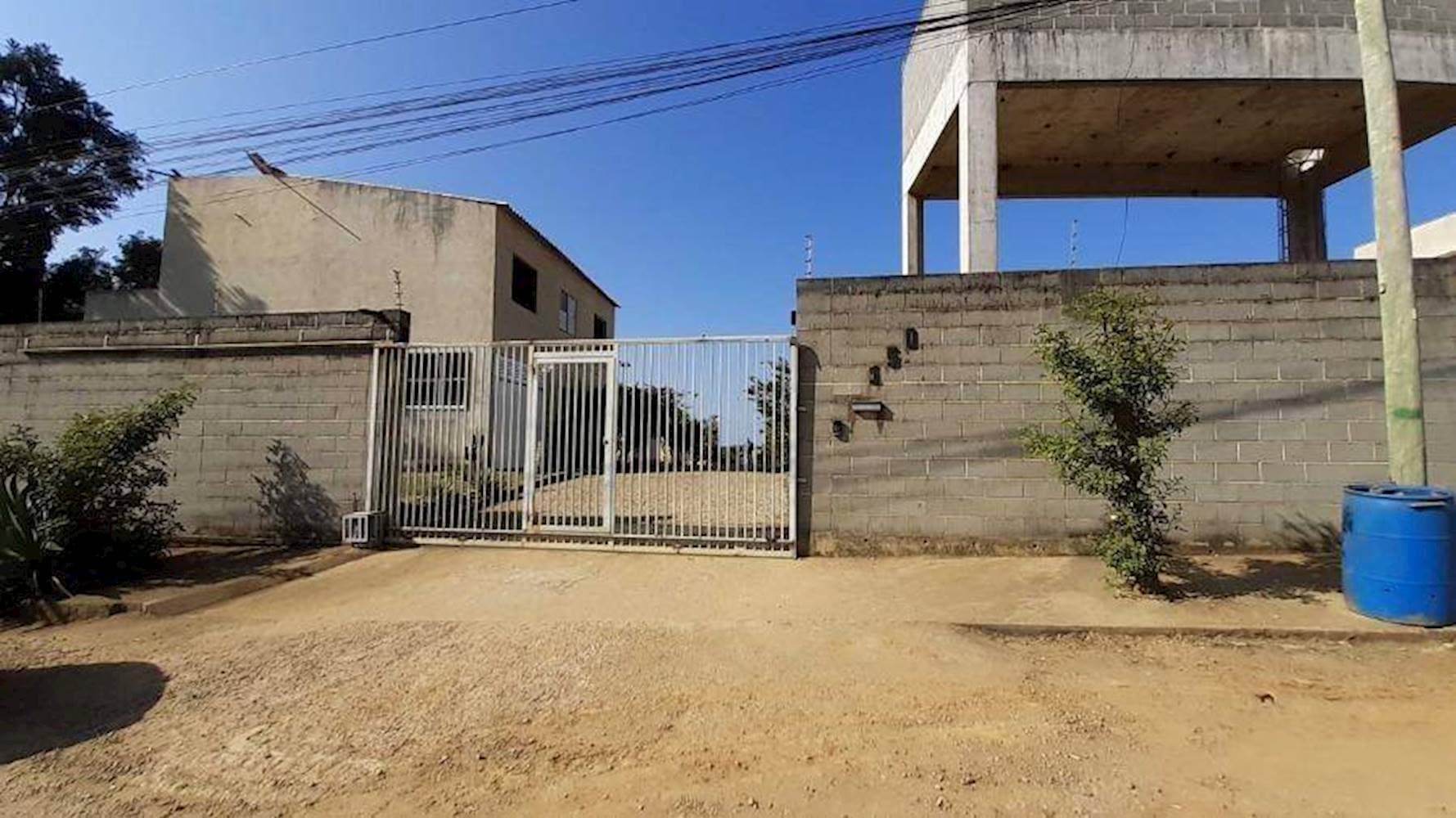 Foto 25 de 31: Casa em leilão em Macaé - RJ — Casa no Vale Encantado em Macaé/RJ