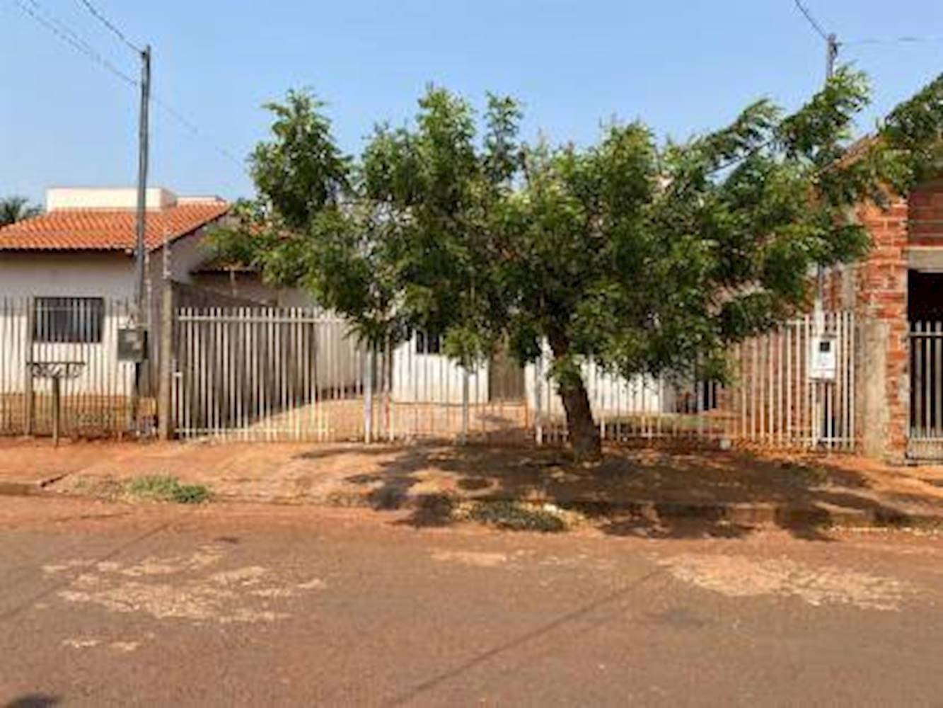 Foto 2 de 9: Casa em leilão em Tangará da Serra - MT — Casa no Jardim Buritis - Tangará Da Serra/MT