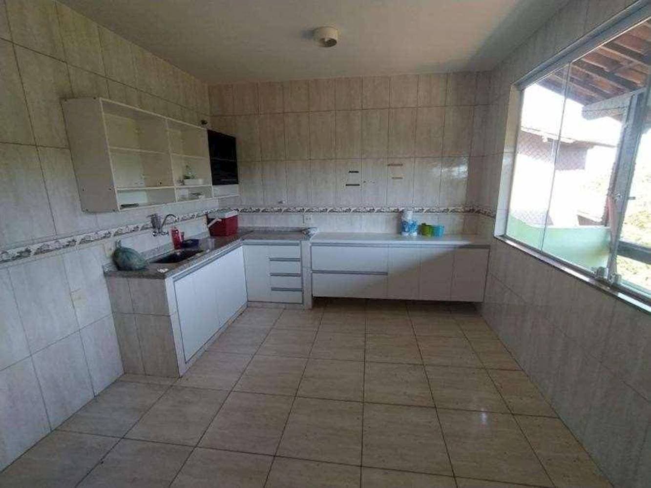 Foto 19 de 36: Casa em leilão em Niterói - RJ — Casa no "Condomínio das Orquideas" - Sape - Niterói/RJ