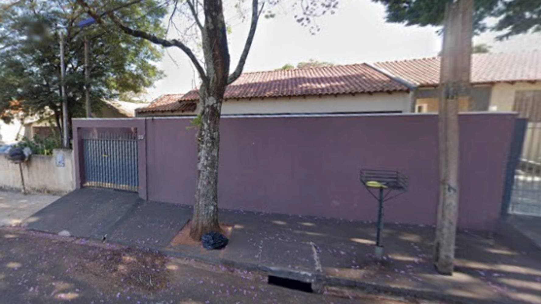 Foto 3 de 6: Casa em leilão em Cianorte - PR — Casa na Zona 6 - Cianorte/PR